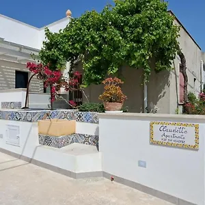 https://claudette-apartments.sicilyhotelsitaly.net